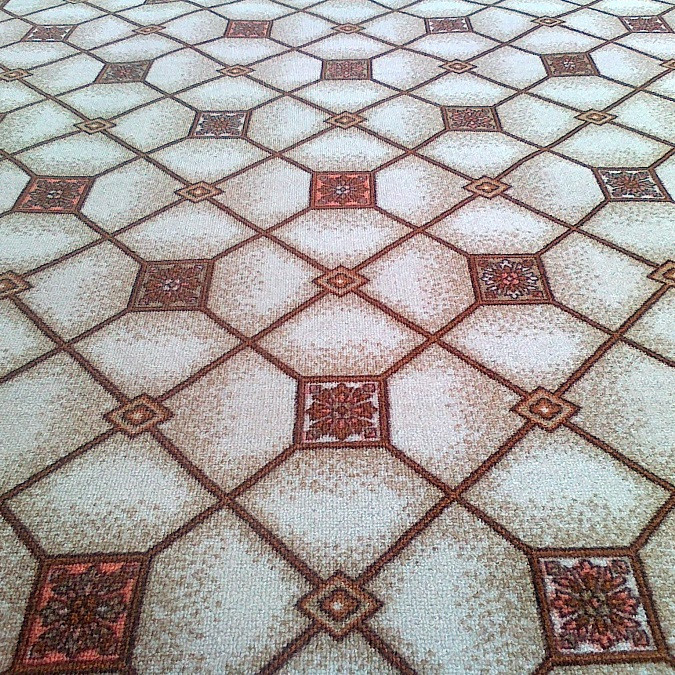 ПАЛАС КЛЕТКА Палас изготавливается по вашим размерам с дальнейшей обработкой оверлоком. Возможен вырез паласа по вашему шаблону который можно выслать нам по электронной почте с приведением всех размеров.