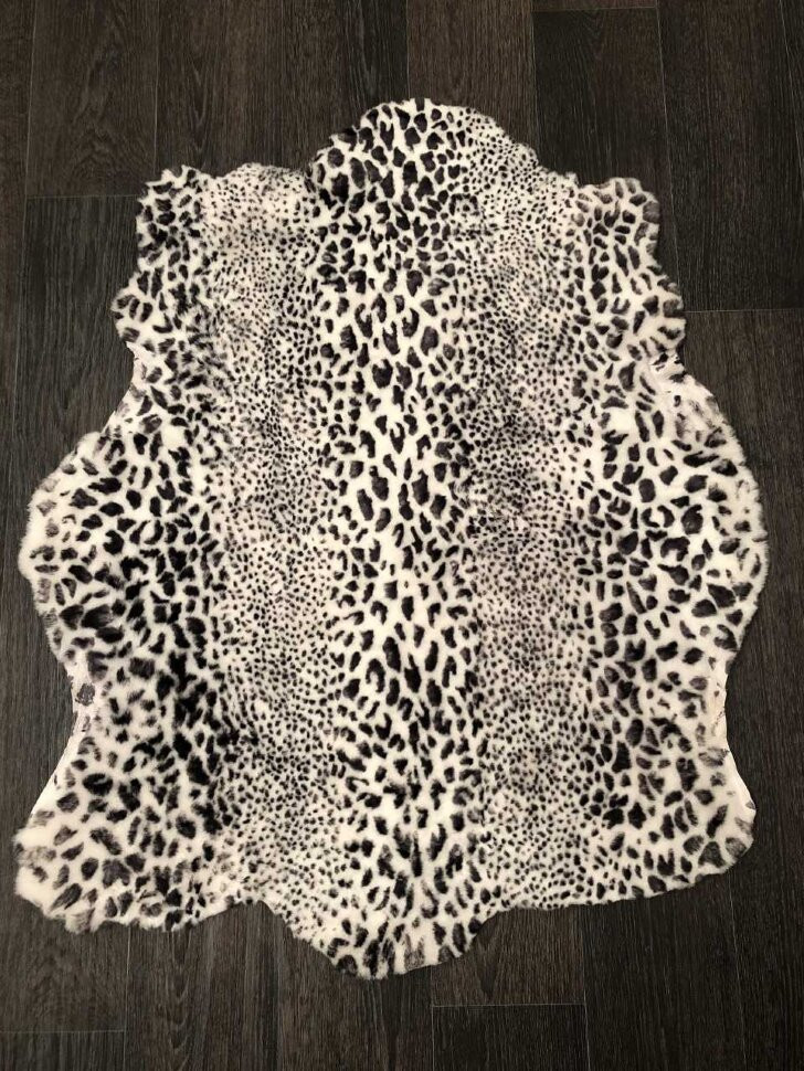 Шкура овечья Мутон №10 Состав: ШКУРА НАТУРАЛЬНАЯЦвет: леопард-серыйРазмер: 83x110 см 