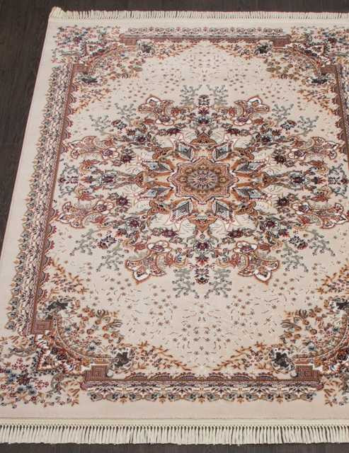 Ковёр ISFAHAN-D521-CREAM-STAN Ковер Россия ISFAHAN. Высота ворса 9 мм. Состав Хитсэт 100%. 8 цветовой колор. Вес м2: 2200 г. Цена за м2: